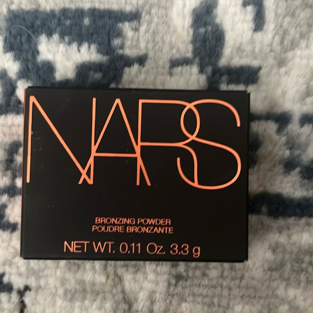NARS Bronzing Powder New  laguna